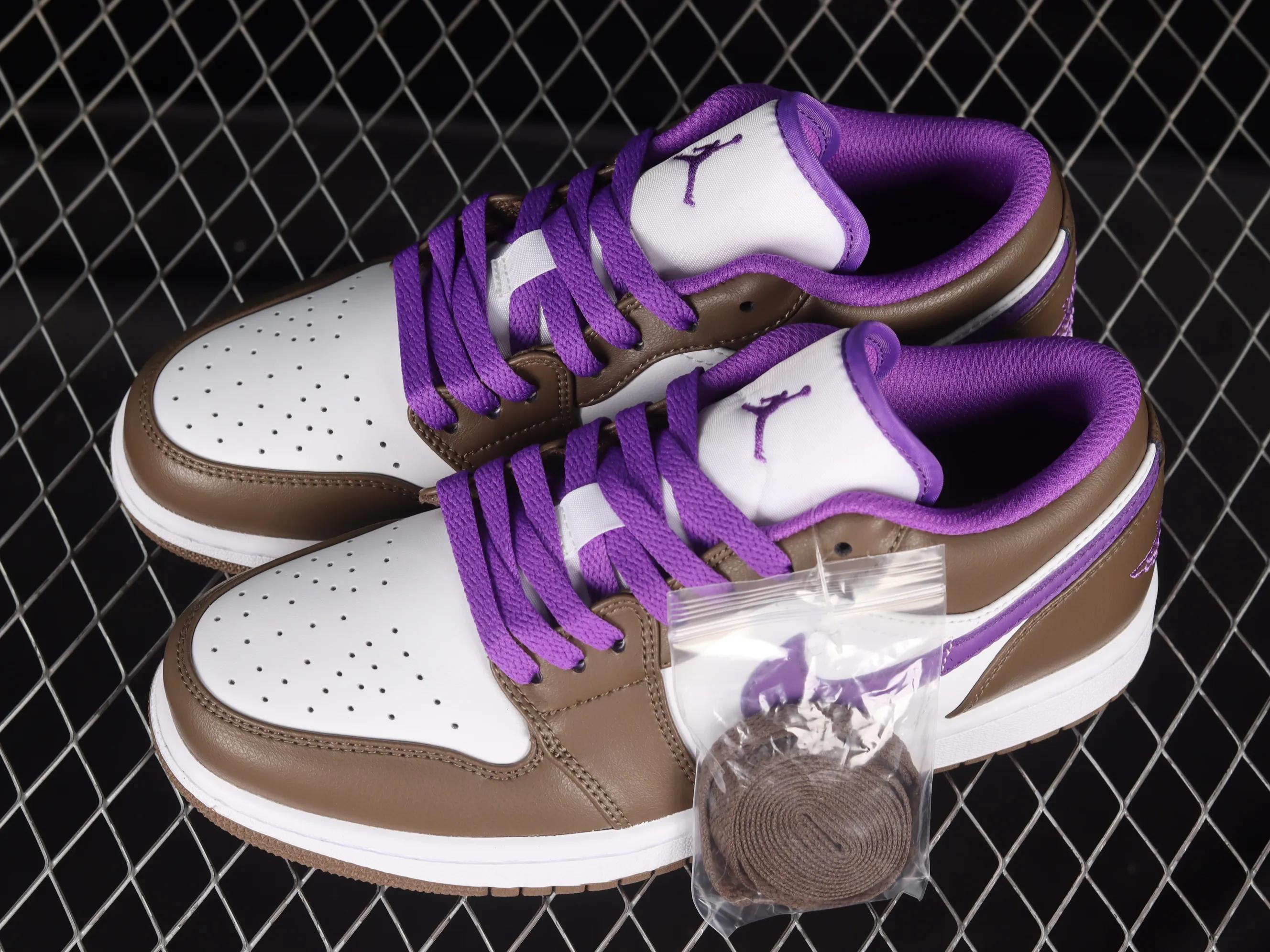 All categories Air Jordan Jordan series basketball shoes Air Jordan 1 Low Air Jordan 1 Low "Palomino" AJ1 Joe 1 Mocha Purple Low-top cultural basketball shoes 553558-215